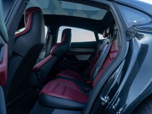 Certified 2024 Porsche Taycan GTS image 36