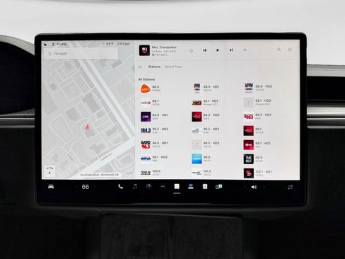 Used 2024 Tesla Model X Plaid AWD/4WD image 11