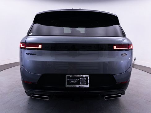 Used 2023 Land Rover Range Rover Sport SE AWD/4WD image 18
