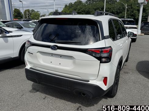 Used 2025 Subaru Forester Limited AWD/4WD image 5