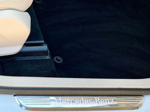 Certified 2022 Mercedes-Benz GLC 300 4MATIC image 29