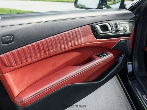 Used 2016 Mercedes-Benz SL 550 image 25