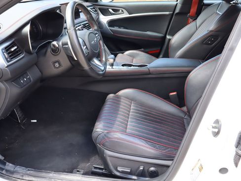 Used 2023 Genesis G70 2.0T w/ Sport Prestige Package RWD image 15