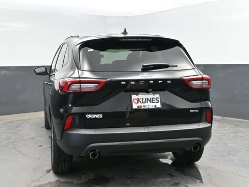 Used 2025 Ford Escape ST-Line AWD/4WD image 8