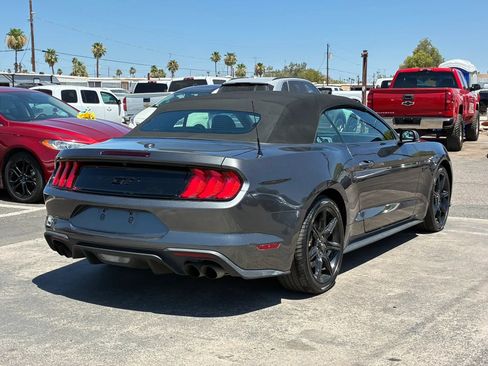 Used 2018 Ford Mustang GT Premium w/ Black Accent Package RWD image 9