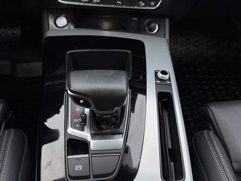 Used 2024 Audi Q5 2.0T Premium AWD/4WD image 56