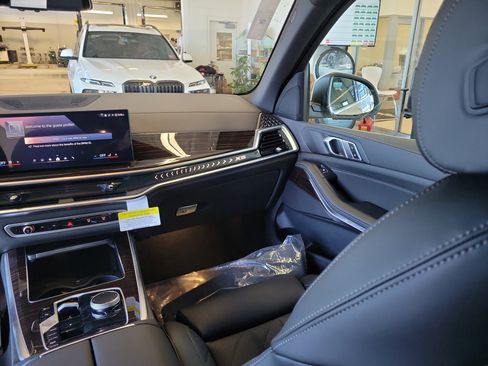 New 2026 BMW X5 xDrive40i image 19