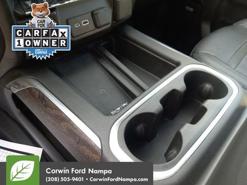 Used 2022 GMC Sierra 3500 Denali w/ Denali Ultimate Package image 18