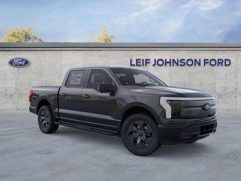 New 2025 Ford F150 Lightning Flash AWD/4WD image 7