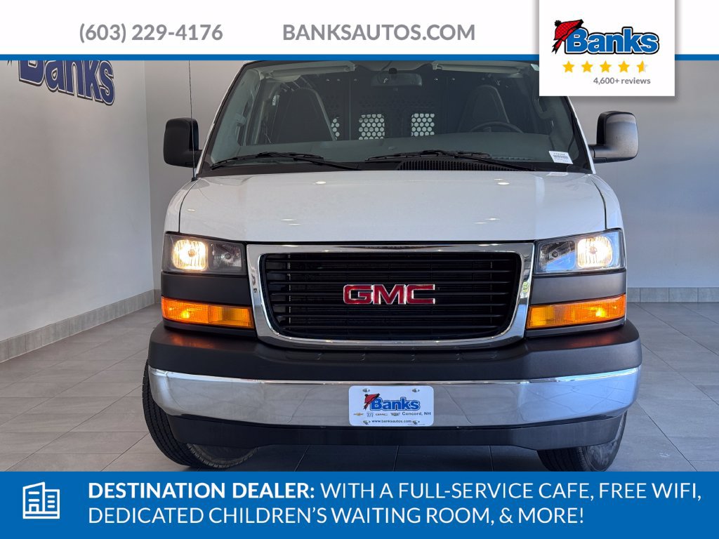 Used 2025 GMC Savana 2500 w/ Driver Convenience Package RWD image 3