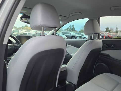 Used 2023 Hyundai Kona SEL w/ Cargo Package image 21