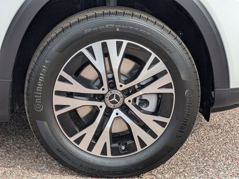 New 2026 Mercedes-Benz GLB 250 4MATIC image 10