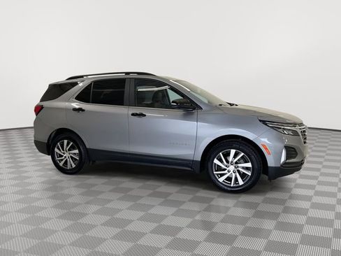 Used 2024 Chevrolet Equinox LT FWD image 13