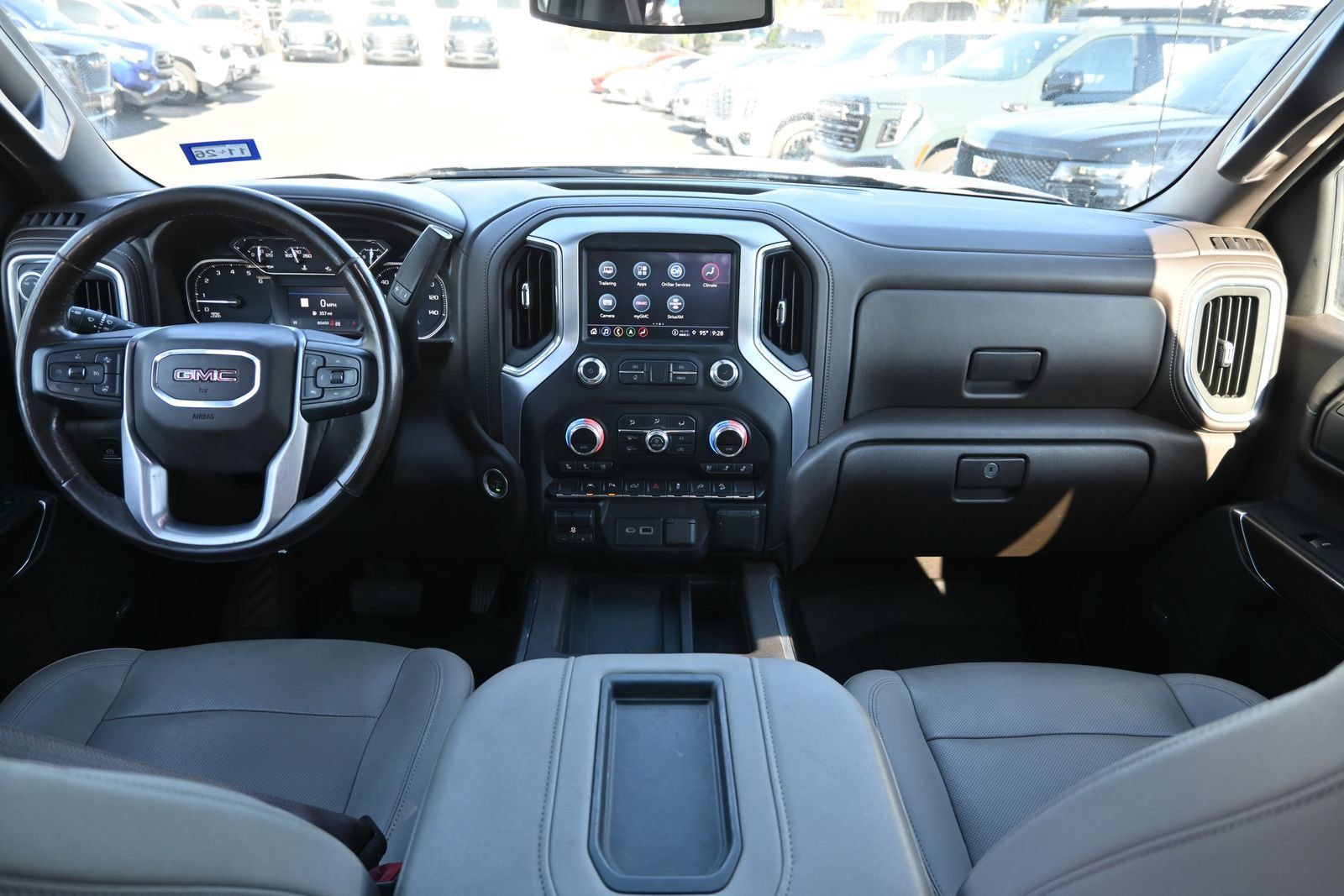 Used 2022 GMC Sierra 1500 SLT AWD/4WD image 7