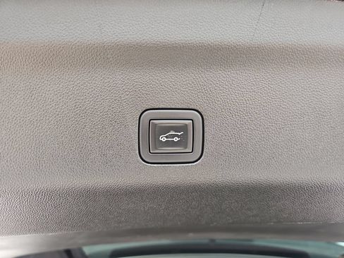 Certified 2023 Chevrolet Tahoe Z71 w/ Luxury Package AWD/4WD image 27