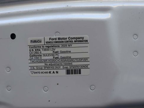Used 2025 Ford Mustang Coupe RWD image 7