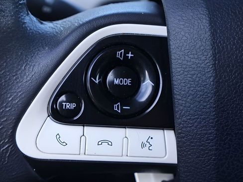 Certified 2016 Toyota Prius Four Touring image 19