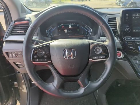 Used 2023 Honda Odyssey Touring image 25