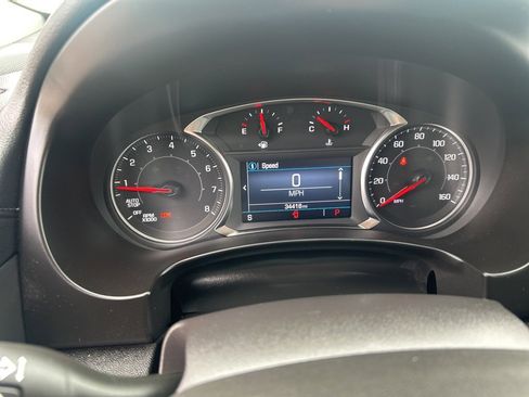 Used 2024 GMC Terrain SLE image 14