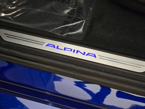 Used 2024 BMW ALPINA XB7 image 37