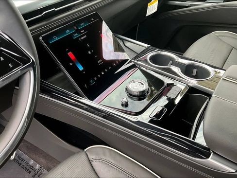 New 2026 Cadillac Escalade Sport AWD/4WD image 10