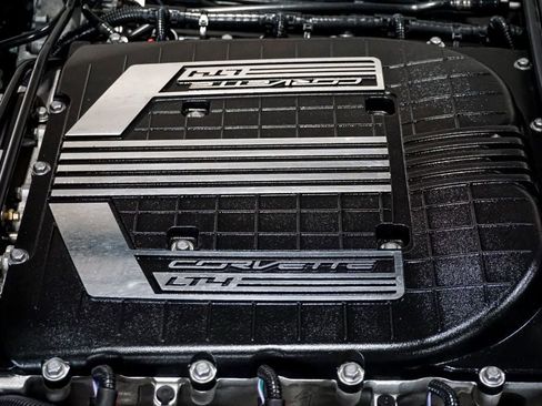 Used 2015 Chevrolet Corvette Z06 w/ 3LZ Preferred Equipment Group RWD image 41