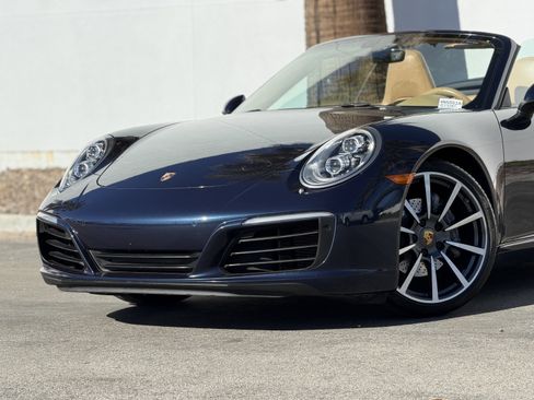 Used 2017 Porsche 911 Carrera image 3