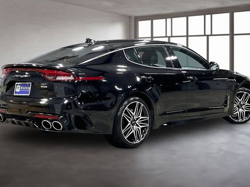 Used 2022 Kia Stinger GT2 AWD/4WD image 6