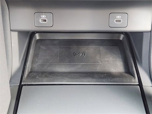 Used 2026 Land Rover Discovery Sport Landmark image 14