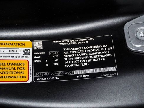 Used 2023 Aston Martin V12 Vantage Roadster image 41