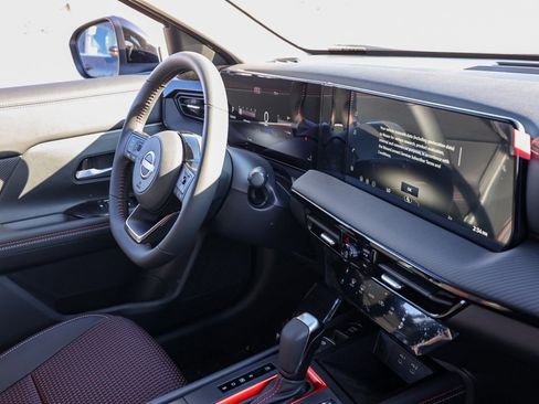 New 2026 Nissan Kicks SR image 20