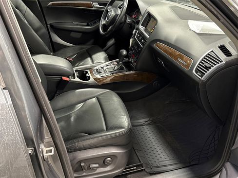 Used 2012 Audi Q5 2.0T Premium Plus w/ Premium Plus Pkg image 14