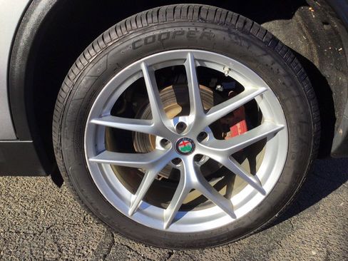 Used 2019 Alfa Romeo Stelvio Ti Sport w/ Quick Order Package 22S Sport image 30