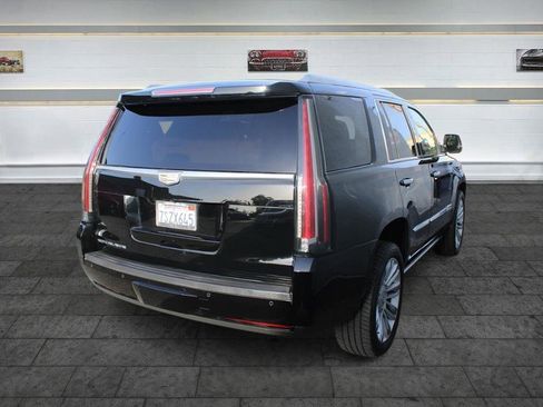 Used 2016 Cadillac Escalade Platinum image 7