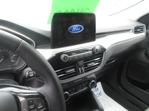Used 2022 Ford Escape SE w/ Convenience Package image 13