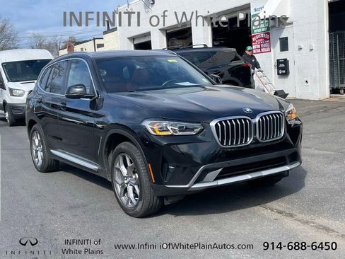 Used 2023 BMW X3 xDrive30i w/ Convenience Package AWD/4WD image 3