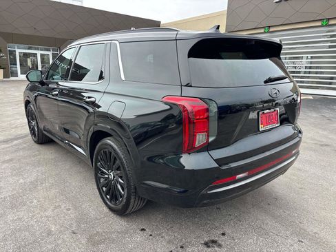 Used 2025 Hyundai Palisade Calligraphy AWD/4WD image 3