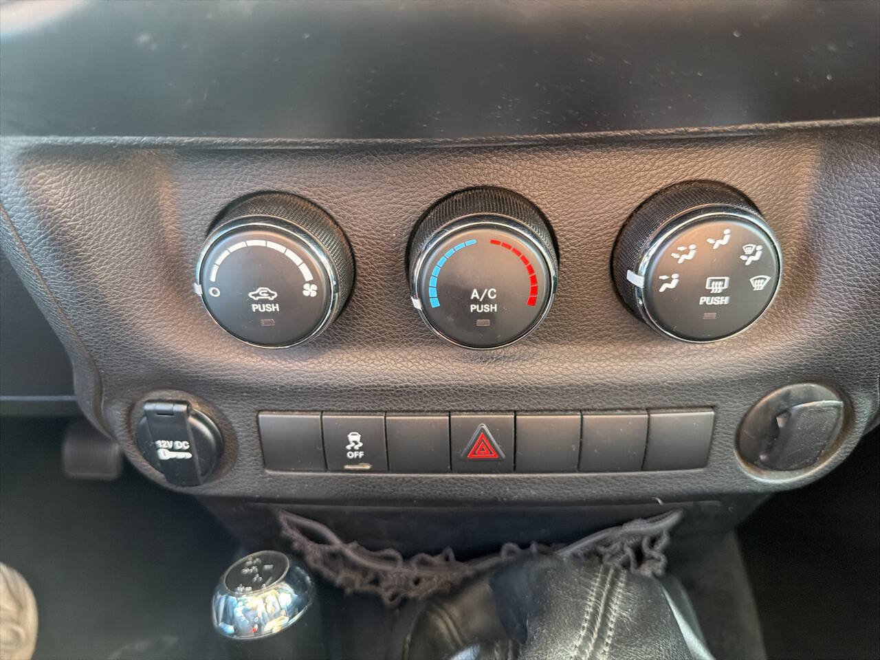 Used 2014 Jeep Wrangler Sport w/ Quick Order Package 23S AWD/4WD image 32