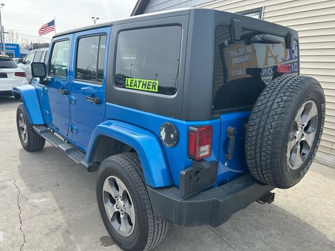 Used 2015 Jeep Wrangler Unlimited Sahara w/ Katzkin Premium Leather Group image 7