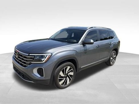 Used 2024 Volkswagen Atlas SEL AWD/4WD image 9