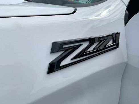 Certified 2022 Chevrolet Silverado 1500 RST AWD/4WD image 29