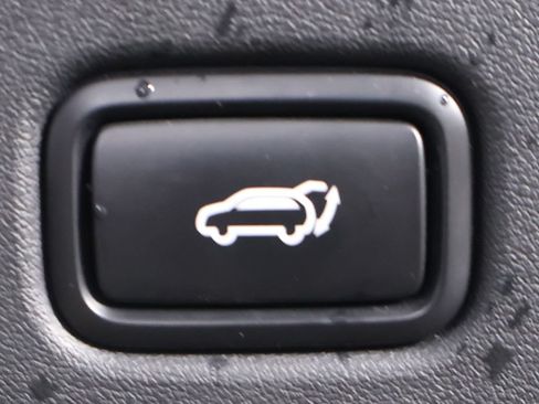 Used 2022 Kia EV6 Wind w/ Wind Technology Package AWD/4WD image 53