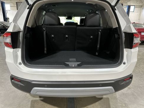 New 2025 Honda Pilot EX-L image 19