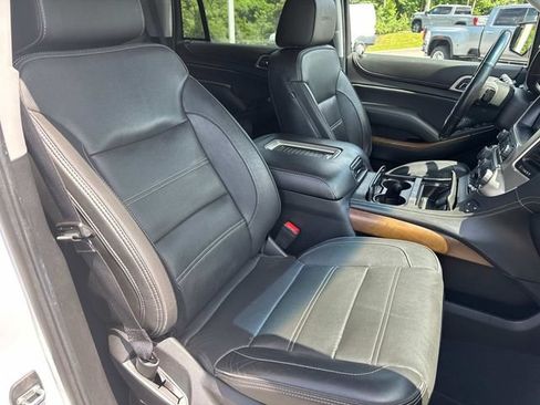Used 2020 GMC Yukon Denali w/ Open Road Package AWD/4WD image 30