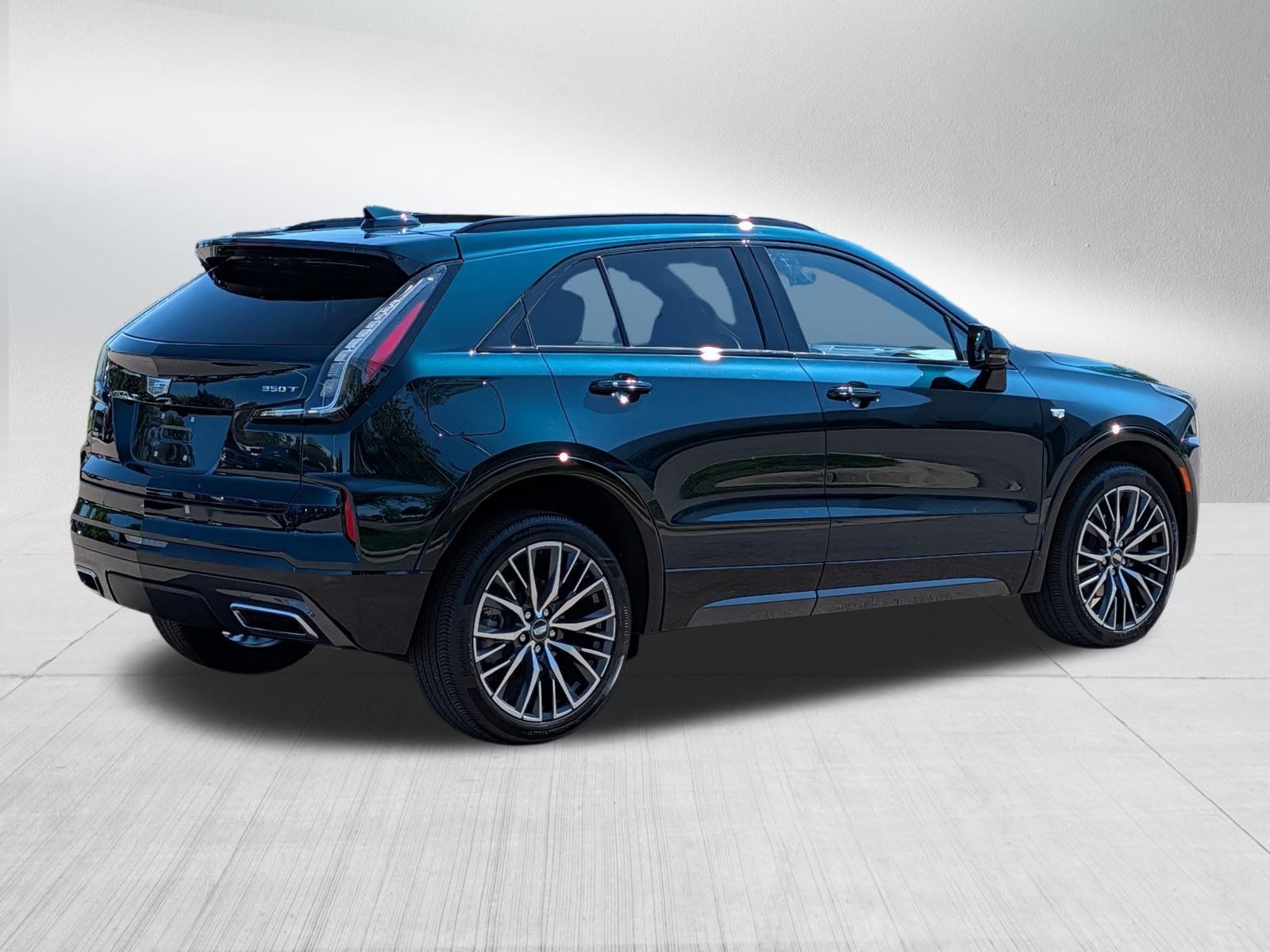 Used 2024 Cadillac XT4 Sport AWD/4WD image 7