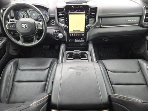 Used 2019 RAM 1500 Limited image 2