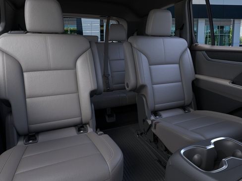 New 2026 GMC Acadia Elevation w/ Elevation Premium Package AWD/4WD image 17