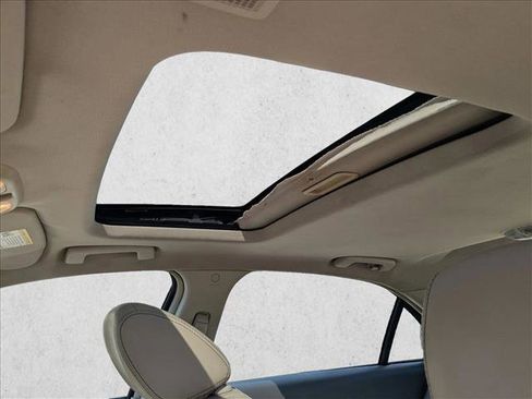 Used 2010 Ford Fusion SEL image 14