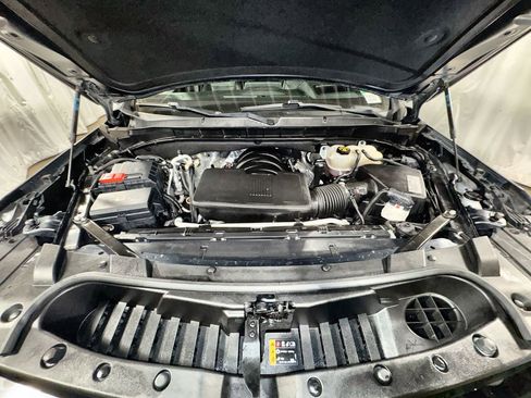 Used 2021 Chevrolet Tahoe Premier w/ Premium Package image 36