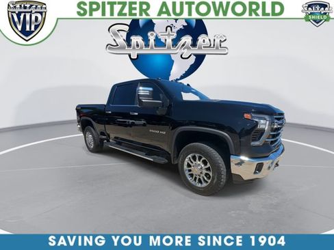 Used 2024 Chevrolet Silverado 3500 LTZ w/ LTZ Plus Package AWD/4WD image 2